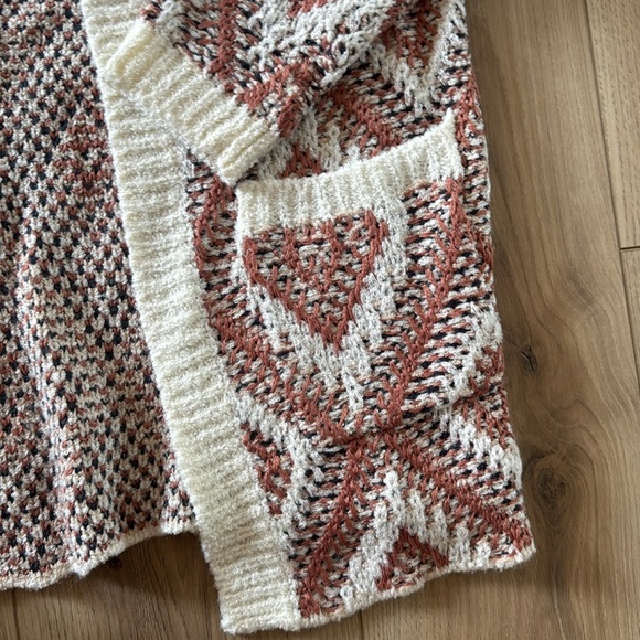 Roxy Women's Geometric Knit Cardigan - Picture 3 of 6